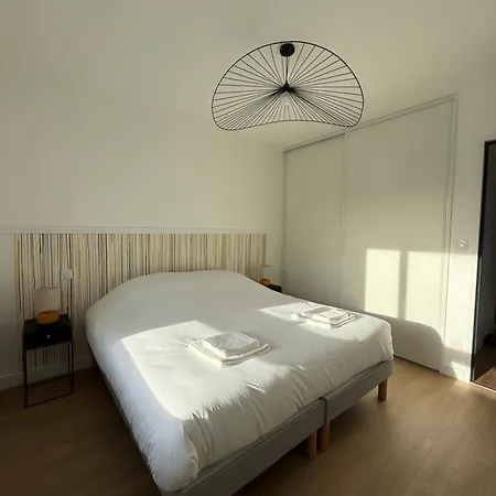 Апартаменти Avec Terrasse - Proche Et Centre