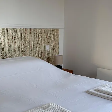 Апартаменти Avec Terrasse - Proche Et Centre *