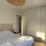 Apartment Avec Terrasse - Proche Et Centre