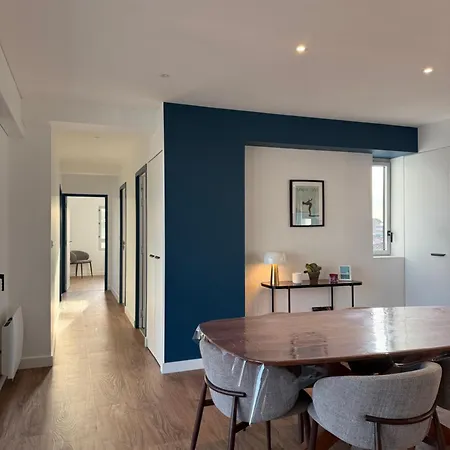 Avec Terrasse - Proche Et Centre