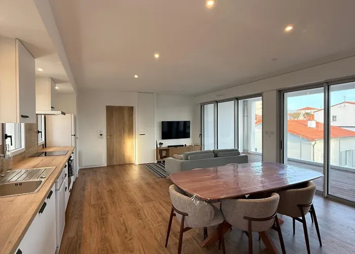 Avec Terrasse - Proche Et Centre Royan