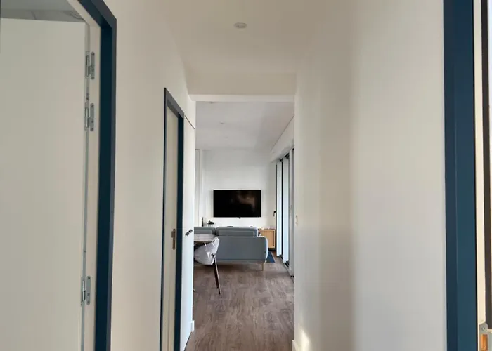 Avec Terrasse - Proche Et Centre