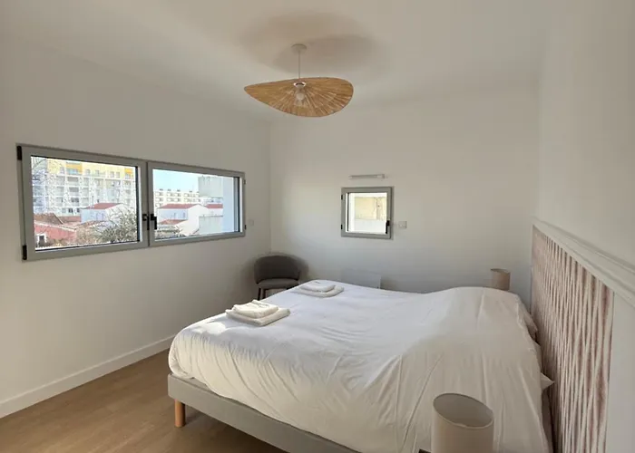 Avec Terrasse - Proche Et Centre Apartmán *